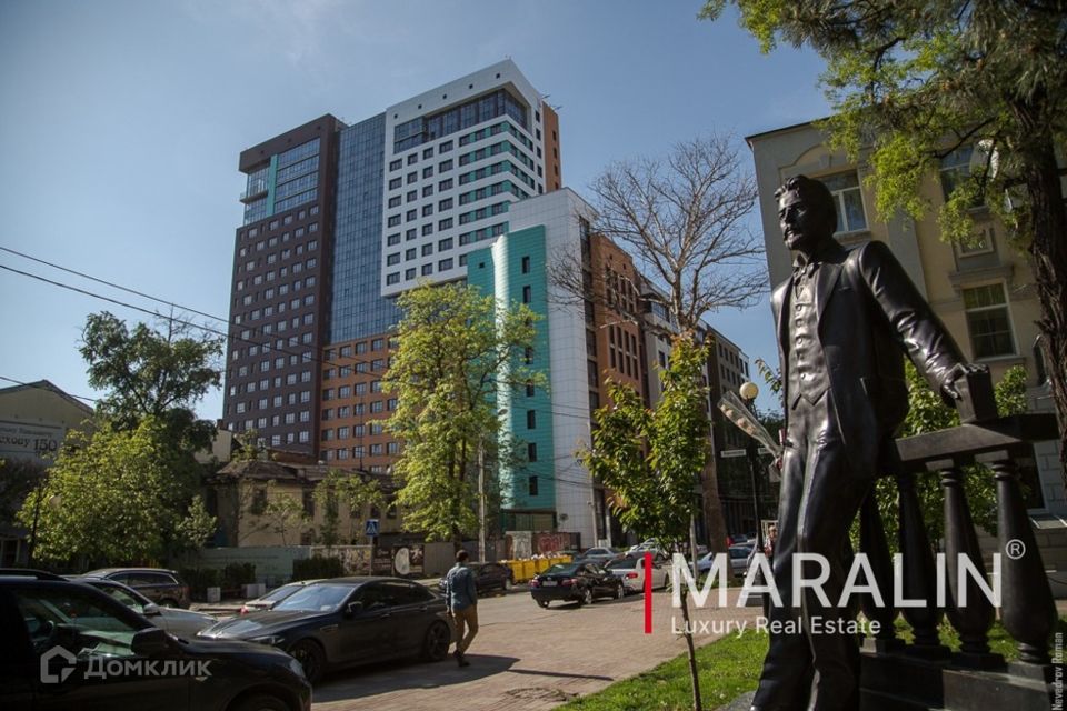 Сдаётся 2-комнатная квартира, 85 м²