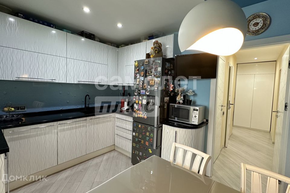 Продаётся 3-комнатная квартира, 83 м²