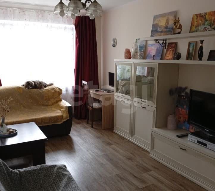 Продаётся 3-комнатная квартира, 56 м²