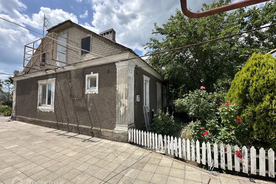 Продаётся 2-этажный дом, 154.9 м²