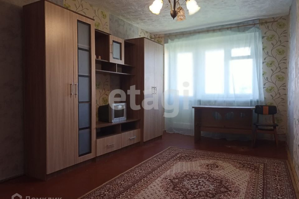Продаётся 3-комнатная квартира, 58.5 м²