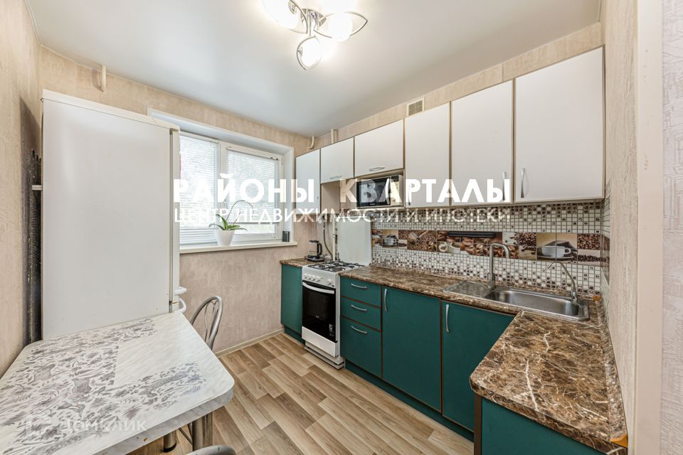Продаётся 4-комнатная квартира, 75.8 м²