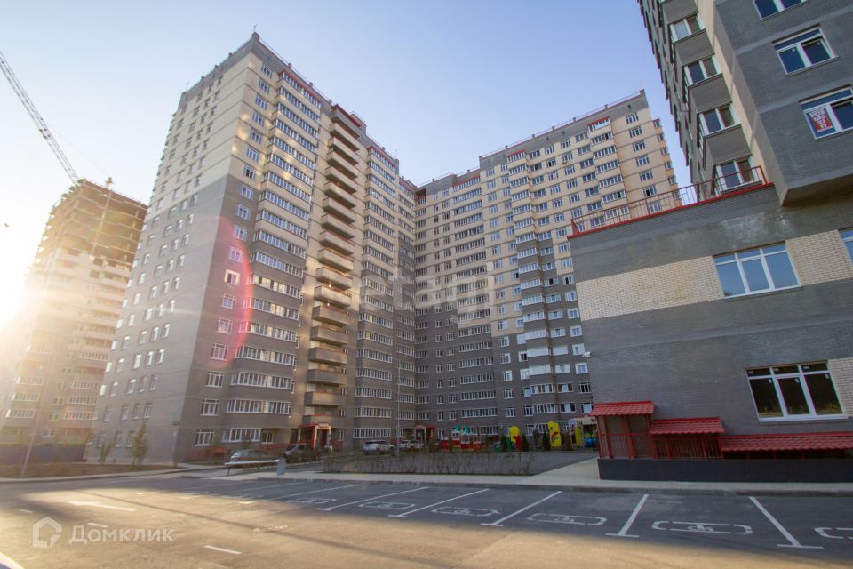 Продаётся 1-комнатная квартира, 44.28 м²