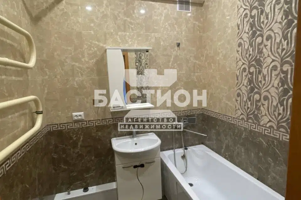 Продаётся 1-комнатная квартира, 37.3 м²