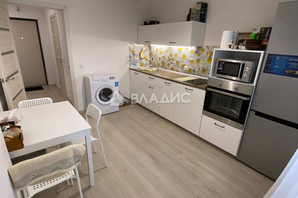 Продаётся 1-комнатная квартира, 38 м²