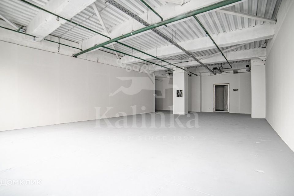 Продаётся 2-комнатная квартира, 79.8 м²