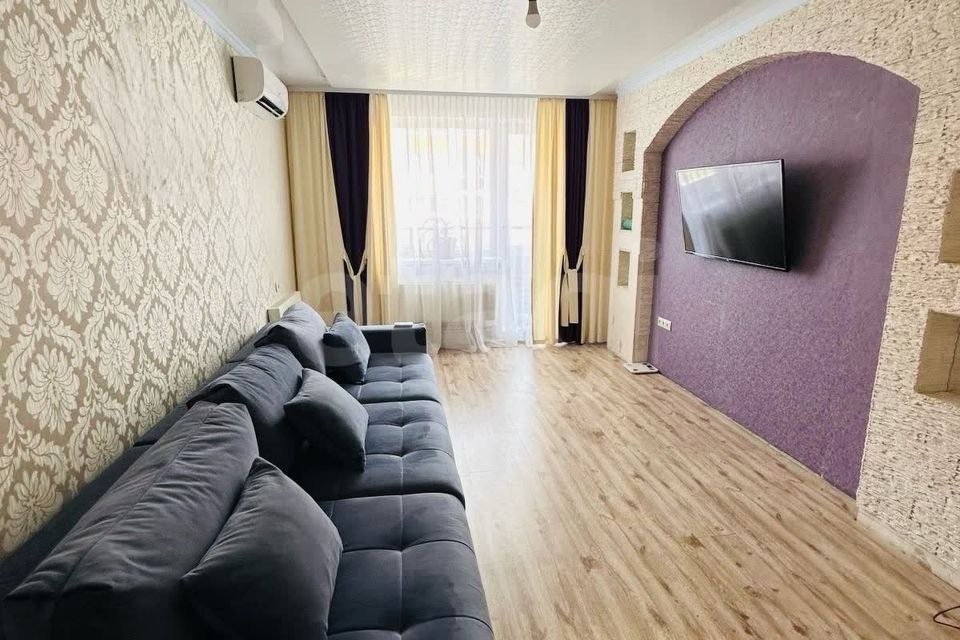Продаётся 2-комнатная квартира, 54.2 м²