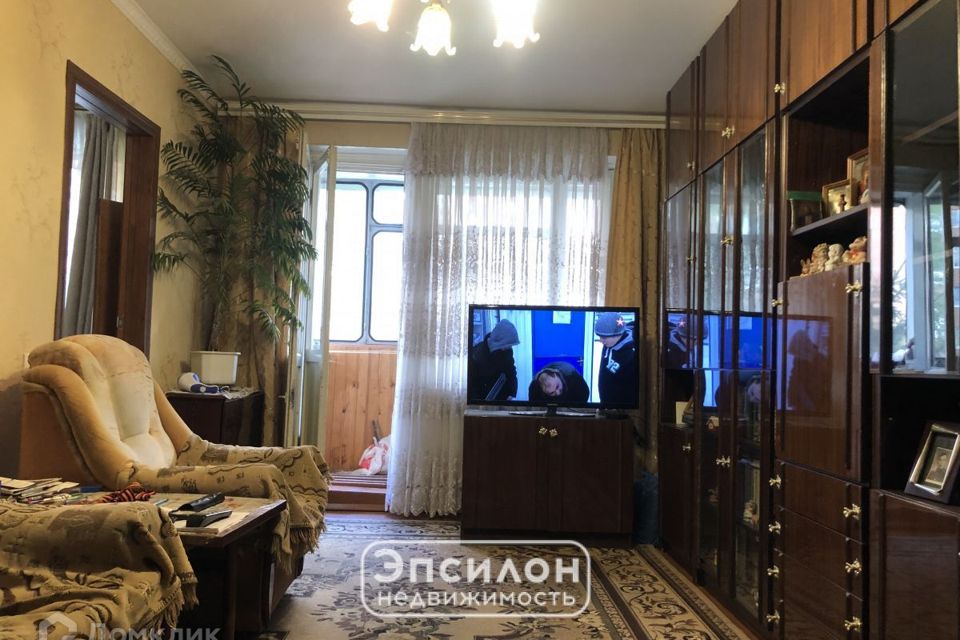 Продаётся 3-комнатная квартира, 47.3 м²