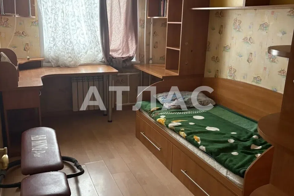 Сдаётся 3-комнатная квартира, 52 м²