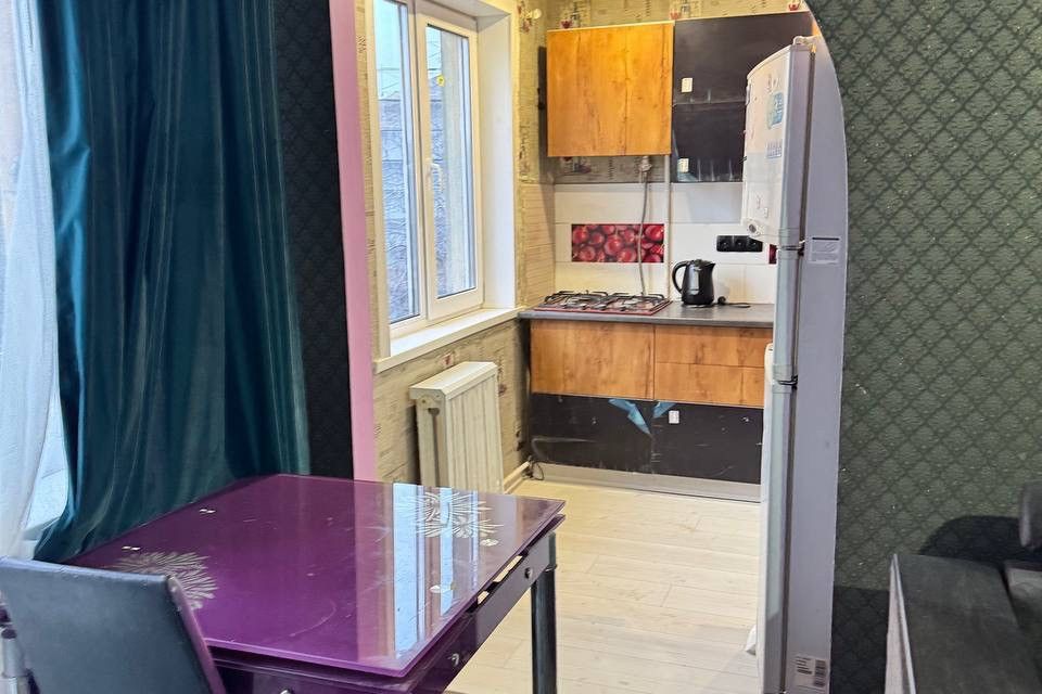 Продаётся 3-комнатная квартира, 57 м²