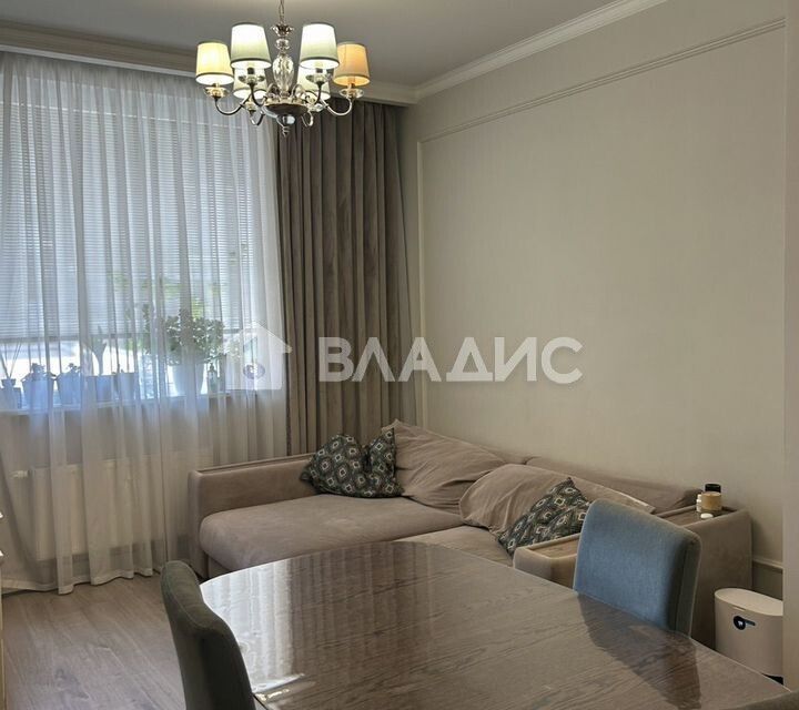 Продаётся 3-комнатная квартира, 90.6 м²