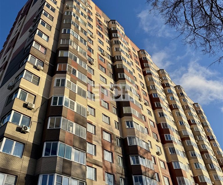 Продаётся 1-комнатная квартира, 44.2 м²