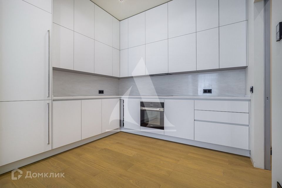 Сдаётся 3-комнатная квартира, 111.9 м²