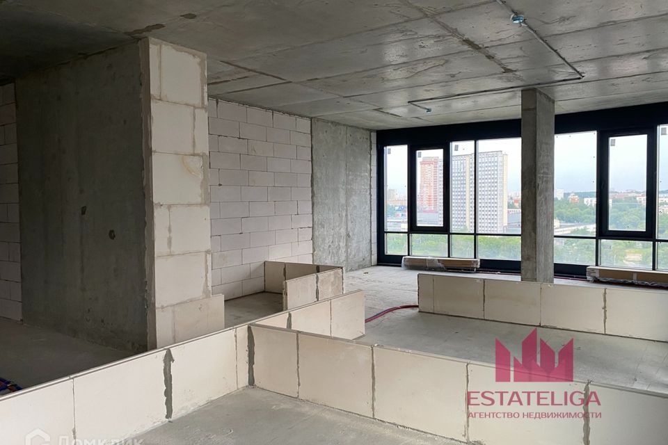 Продаётся 3-комнатная квартира, 102.1 м²