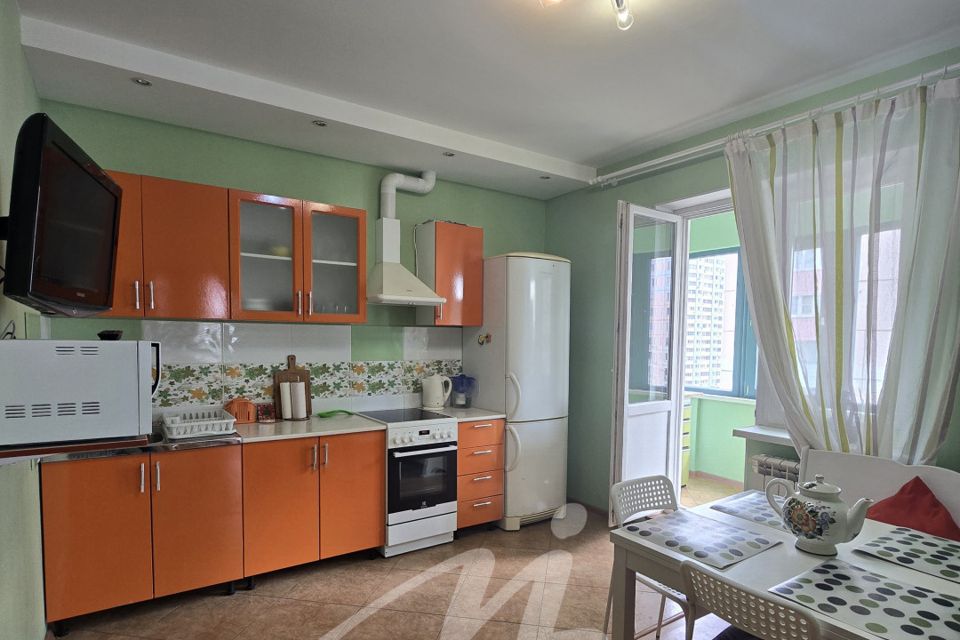 Сдаётся 2-комнатная квартира, 61.2 м²