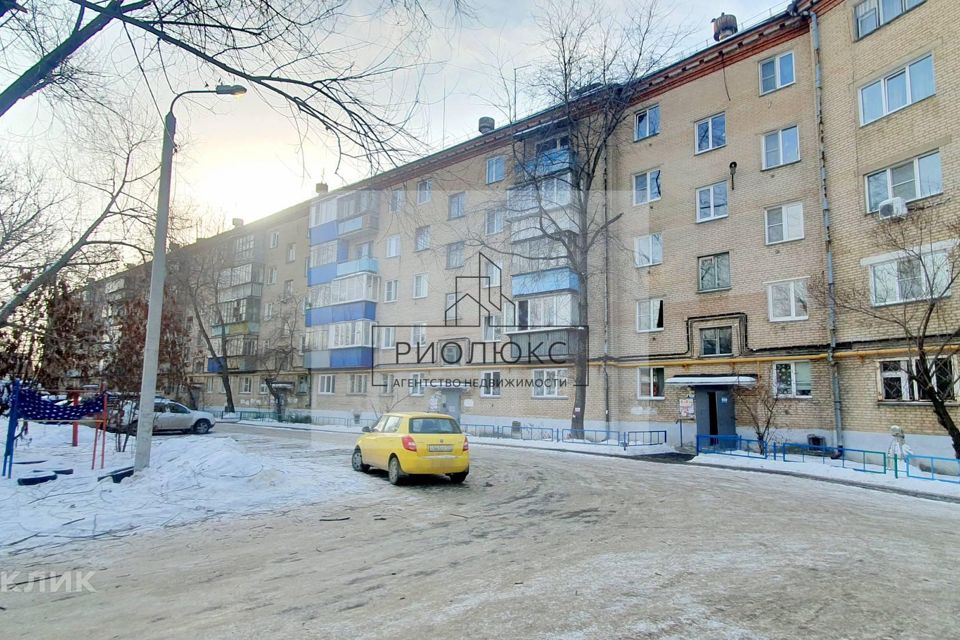 Продаётся 3-комнатная квартира, 60 м²