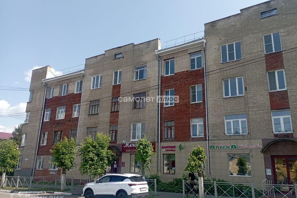 Продаётся 3-комнатная квартира, 60 м²