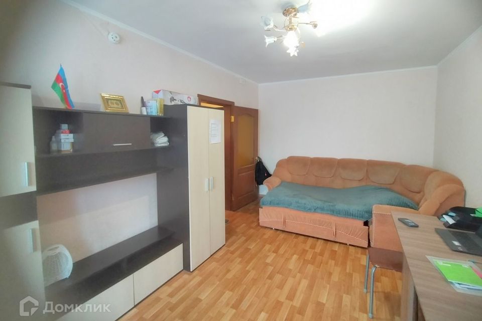 Продаётся 1-комнатная квартира, 37.7 м²