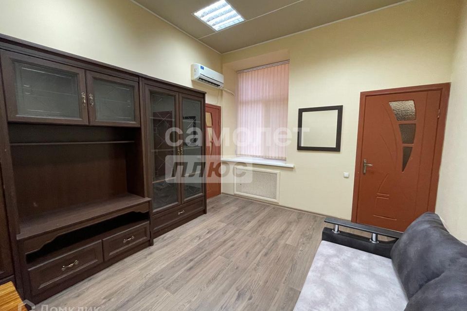 Сдаётся 3-комнатная квартира, 55.7 м²