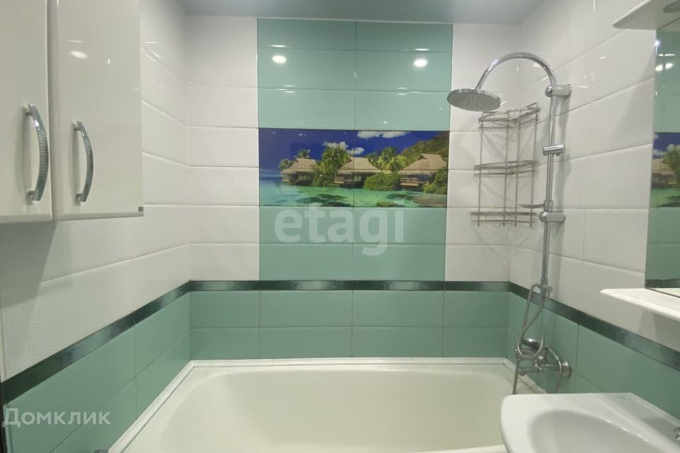 Продаётся 3-комнатная квартира, 65.8 м²