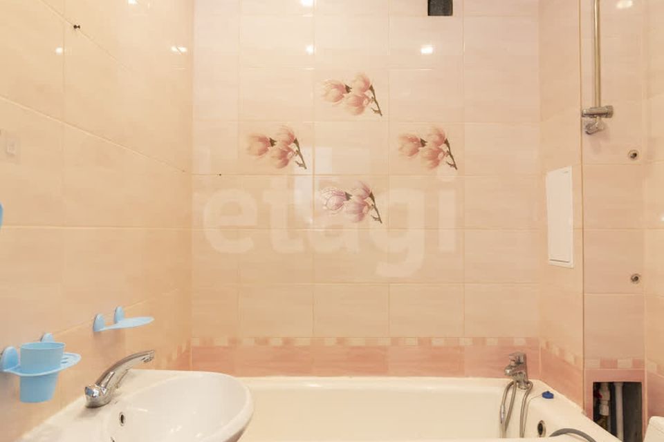 Продаётся 1-комнатная квартира, 38.8 м²