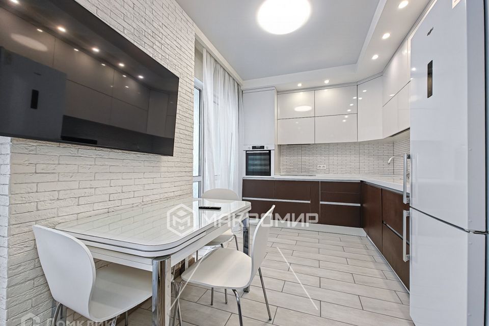 Продаётся 2-комнатная квартира, 71 м²