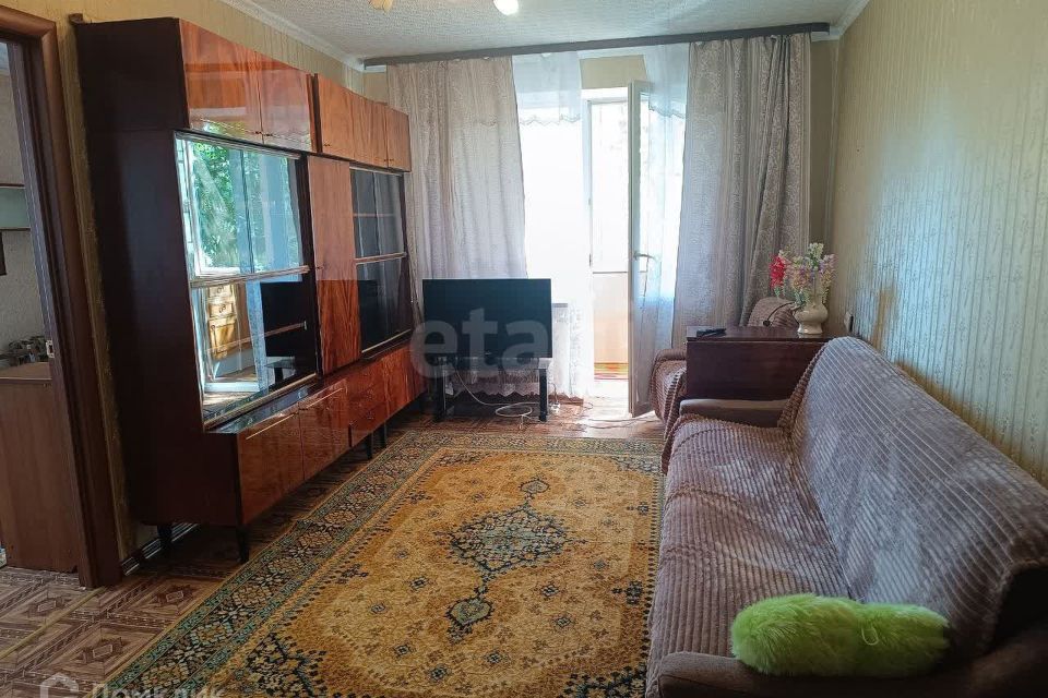 Сдаётся 2-комнатная квартира, 40 м²