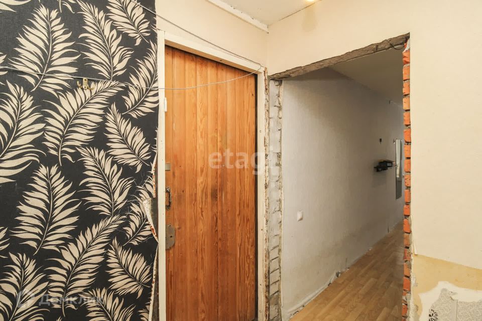 Продаётся комната в 1-комн. квартире, 17.9 м²