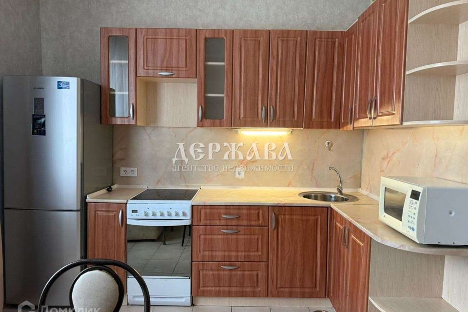 Сдаётся 1-комнатная квартира, 46 м²