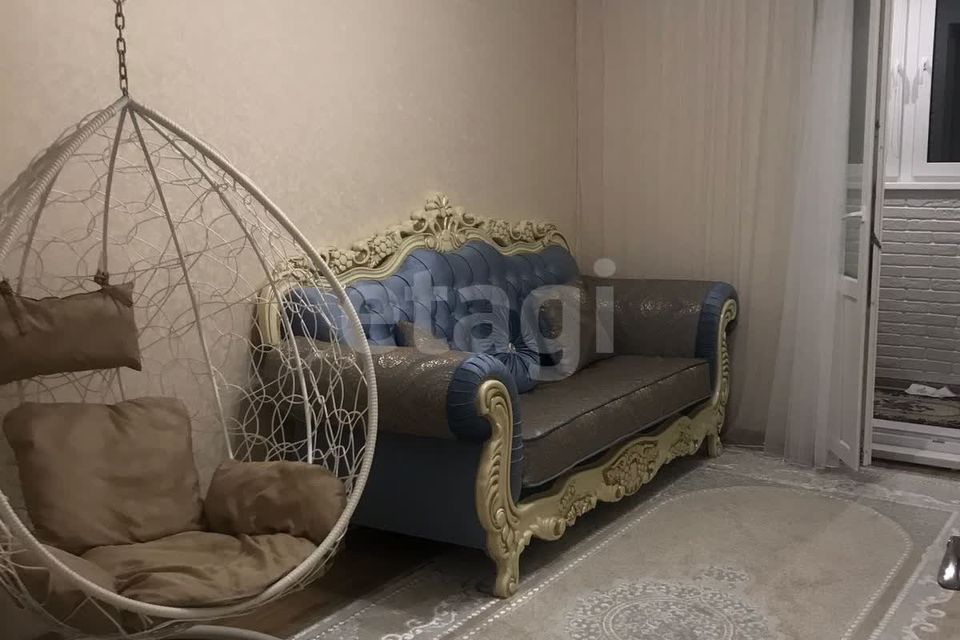 Сдаётся 2-комнатная квартира, 56 м²