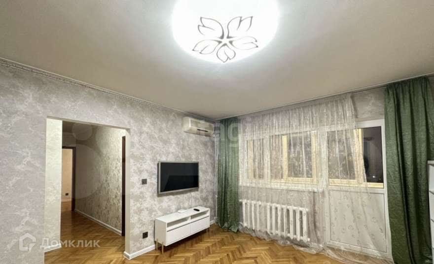 Сдаётся 2-комнатная квартира, 55 м²