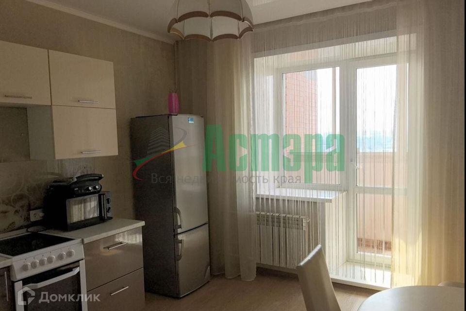 Продаётся 1-комнатная квартира, 49 м²