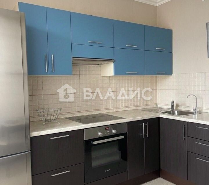 Продаётся 1-комнатная квартира, 41.6 м²