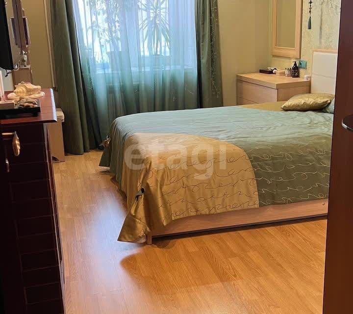 Продаётся 4-комнатная квартира, 78 м²