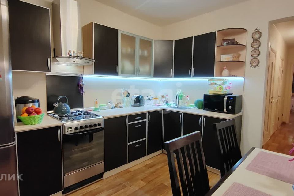 Продаётся 2-комнатная квартира, 55.4 м²