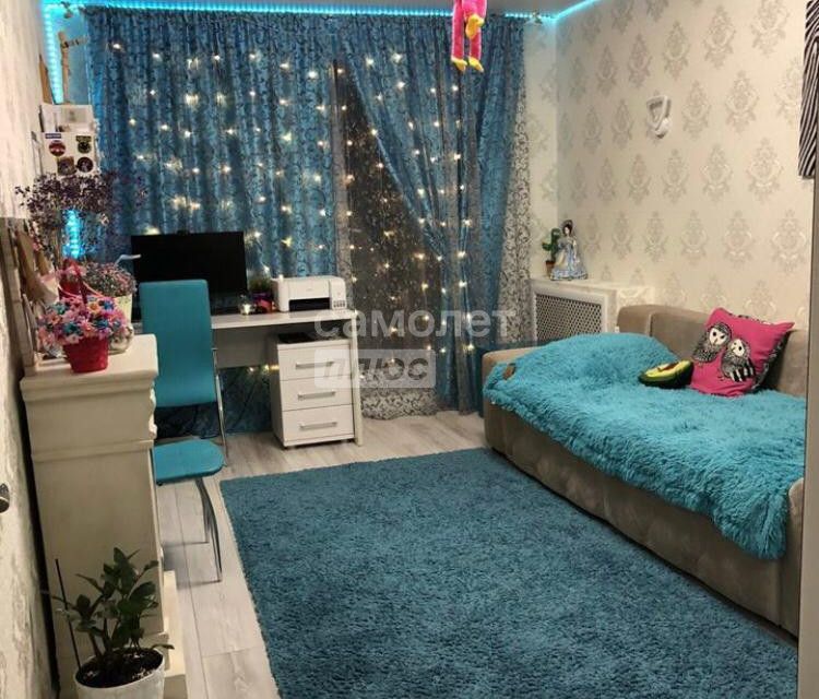 Продаётся 2-комнатная квартира, 53.6 м²