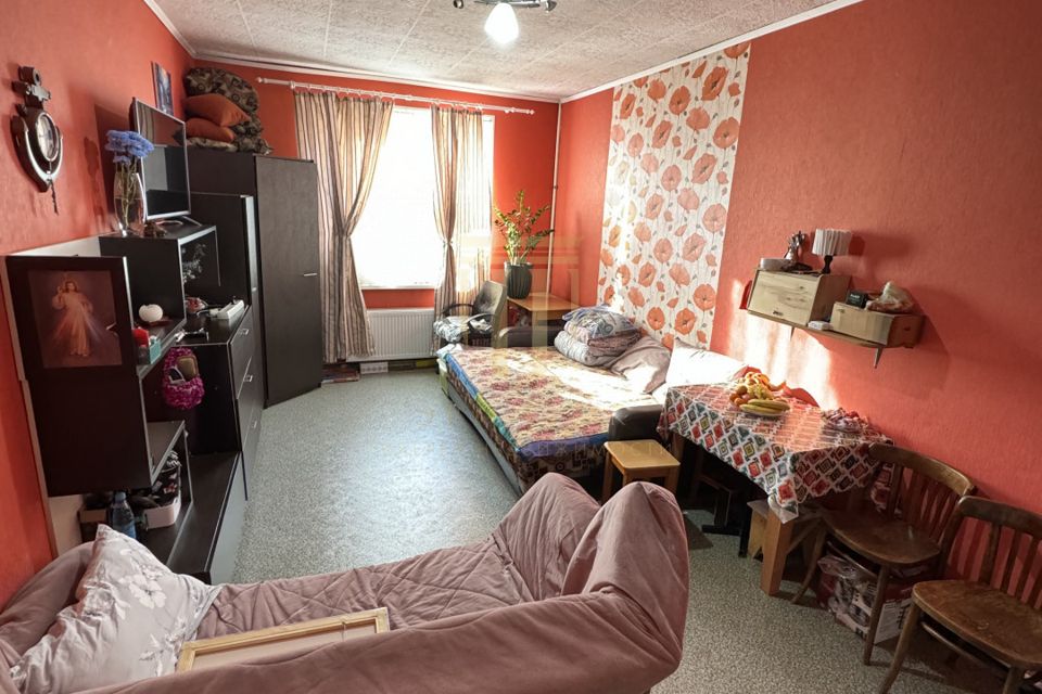 Продаётся комната в 3-комн. квартире, 20.7 м²