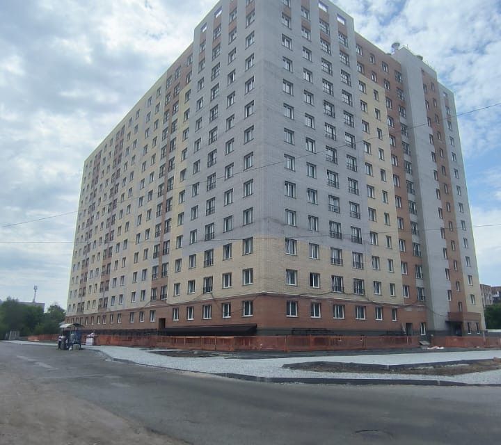 Продаётся 1-комнатная квартира, 42 м²
