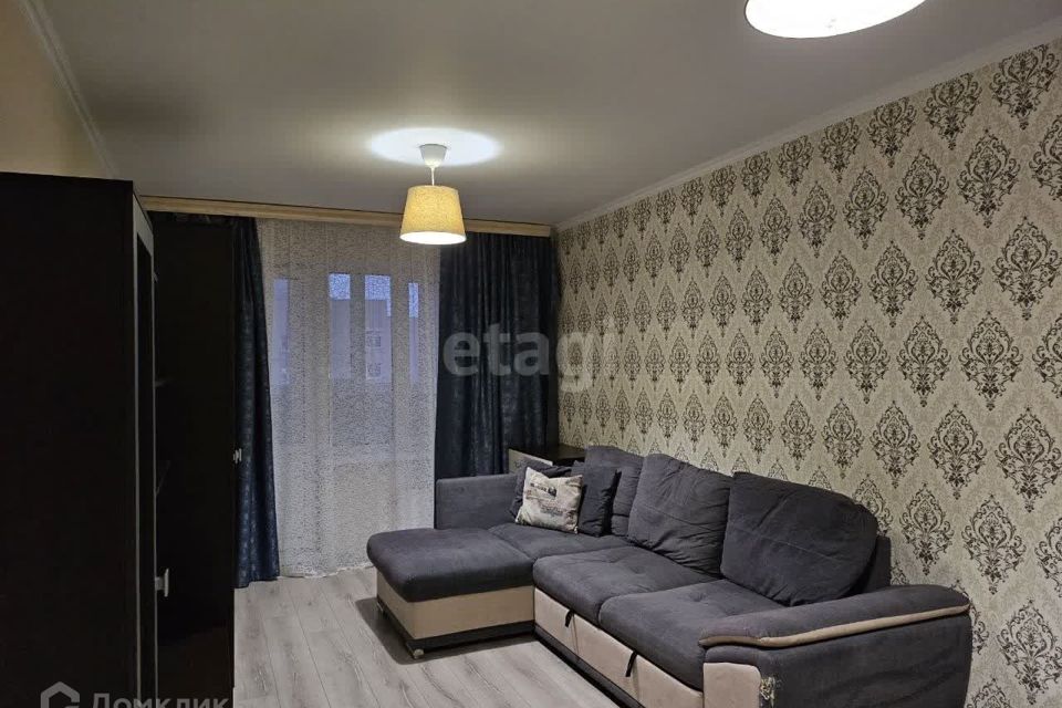 Продаётся 1-комнатная квартира, 38.3 м²