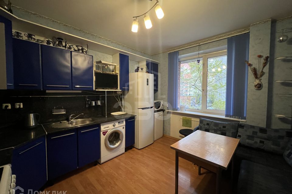 Сдаётся 2-комнатная квартира, 66.5 м²
