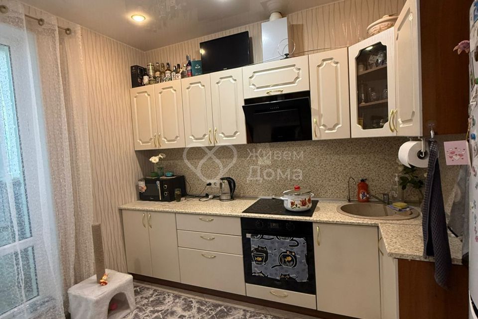 Продаётся 1-комнатная квартира, 37.6 м²