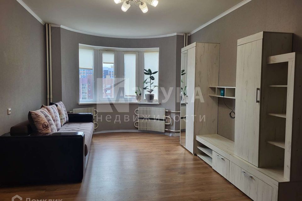 Продаётся 1-комнатная квартира, 40.4 м²