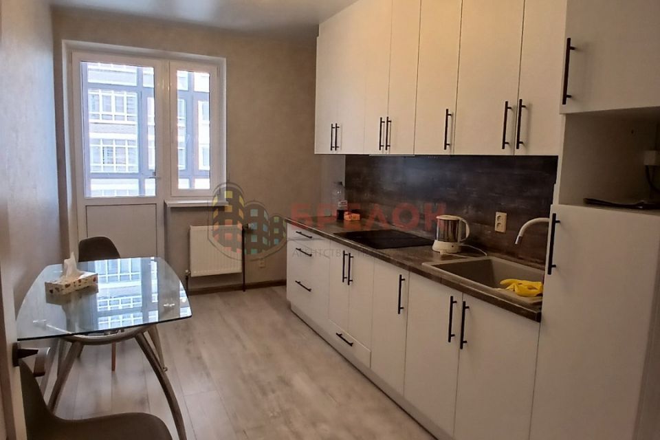 Сдаётся 1-комнатная квартира, 35 м²