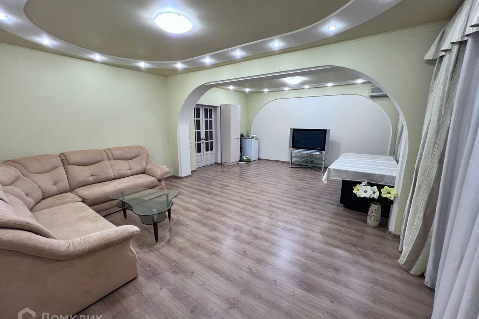 Сдаётся 5-комнатная квартира, 120 м²