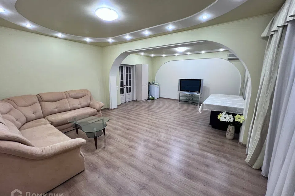 Сдаётся 5-комнатная квартира, 120 м²