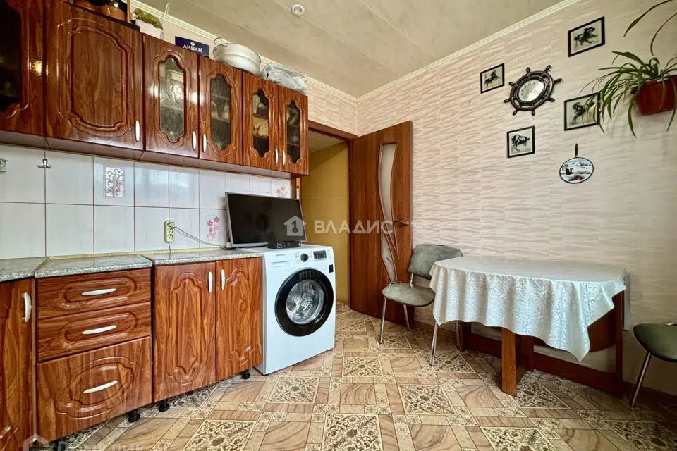 Продаётся 3-комнатная квартира, 65.7 м²