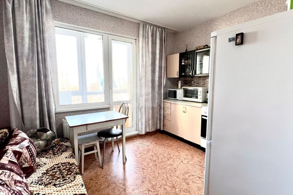 Продаётся 1-комнатная квартира, 35.9 м²