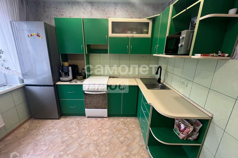Продаётся 4-комнатная квартира, 81 м²