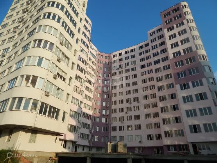 Продаётся 1-комнатная квартира, 37.8 м²