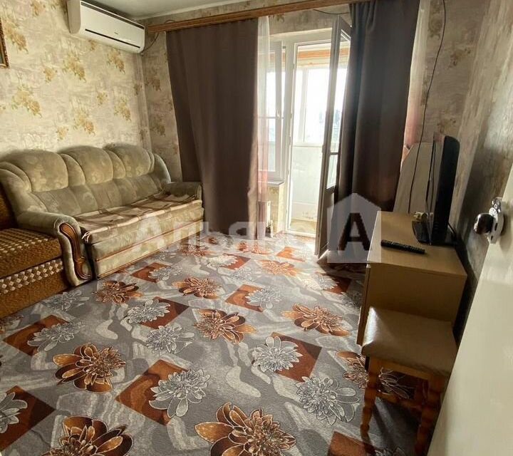 Продаётся 1-комнатная квартира, 37 м²